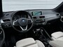 BMW X1 sDrive20i High Executive | X Line | Panodak | Leder | LED | HUD | Carplay | 19 inch | NL Auto |