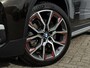 BMW X1 sDrive20i High Executive | X Line | Panodak | Leder | LED | HUD | Carplay | 19 inch | NL Auto |