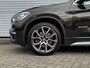 BMW X1 sDrive20i High Executive | X Line | Panodak | Leder | LED | HUD | Carplay | 19 inch | NL Auto |