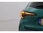 Toyota Corolla Touring Sports Hybrid 140 GR Sport | Panoramadak | Trekhaak | JBL | Head-up display | Dodehoek detectie | Apple Carplay / Android Auto | Parkeersensoren voor/achter | 18 inch
