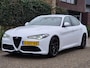 Alfa Romeo Giulia 2.0 T AWD Veloce 280 PK Automaat Line Assist Camera Rood Leder Stuurverwarming