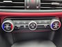 Alfa Romeo Giulia 2.0 T AWD Veloce 280 PK Automaat Line Assist Camera Rood Leder Stuurverwarming