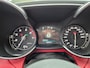 Alfa Romeo Giulia 2.0 T AWD Veloce 280 PK Automaat Line Assist Camera Rood Leder Stuurverwarming