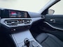 BMW 3-Serie Touring 320e High Executive | M Sportpakket | Panoramadak | 360 Camera | Elektrische & verwarmde stoelen | 1e eigenaar