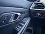 BMW 3-Serie Touring 320e High Executive | M Sportpakket | Panoramadak | 360 Camera | Elektrische & verwarmde stoelen | 1e eigenaar