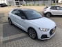 Audi A1 Sportback 1.0TFSi 95PK EPIC ; 2-TONE/ APPCARPL. /PDC/17"LMV/P-GLAS/S&S/BTA/MEDIA - 2 EIG./NL AUTO/KM=NAP