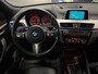 BMW X1 SDrive20i High Executive M-pakket|Stoelvw|Panorama|Trekhaak|Camera|4-seizoen banden|key-less|leder|Navi|pdc|Led|M