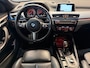 BMW X1 SDrive20i High Executive M-pakket|Stoelvw|Panorama|Trekhaak|Camera|4-seizoen banden|key-less|leder|Navi|pdc|Led|M