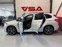 BMW X1 SDrive20i High Executive M-pakket|Stoelvw|Panorama|Trekhaak|Camera|4-seizoen banden|key-less|leder|Navi|pdc|Led|M