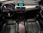 BMW X1 SDrive20i High Executive M-pakket|Stoelvw|Panorama|Trekhaak|Camera|4-seizoen banden|key-less|leder|Navi|pdc|Led|M