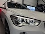 BMW X1 SDrive20i High Executive M-pakket|Stoelvw|Panorama|Trekhaak|Camera|4-seizoen banden|key-less|leder|Navi|pdc|Led|M