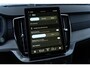 Volvo XC90 T8 Plug-in hybrid AWD Ultra Black Ed. Exec. | Google | Long Range | Bowers & Wilkins Audio | Luchtvering | Schuif-/Kanteldak | Getint Glas | Head-Up Display | Adaptieve Cruise Control | 360 Camera | Gelamineerde Zijruiten Rondom | Massage Voorstoelen | Zitverlenging | Memory | Keyless | 22" LM