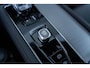 Volvo XC90 T8 Plug-in hybrid AWD Ultra Black Ed. Exec. | Google | Long Range | Bowers & Wilkins Audio | Luchtvering | Schuif-/Kanteldak | Getint Glas | Head-Up Display | Adaptieve Cruise Control | 360 Camera | Gelamineerde Zijruiten Rondom | Massage Voorstoelen | Zitverlenging | Memory | Keyless | 22" LM