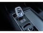 Volvo XC90 T8 Plug-in hybrid AWD Ultra Black Ed. Exec. | Google | Long Range | Bowers & Wilkins Audio | Luchtvering | Schuif-/Kanteldak | Getint Glas | Head-Up Display | Adaptieve Cruise Control | 360 Camera | Gelamineerde Zijruiten Rondom | Massage Voorstoelen | Zitverlenging | Memory | Keyless | 22" LM