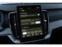 Volvo XC90 T8 Plug-in hybrid AWD Ultra Black Ed. Exec. | Google | Long Range | Bowers & Wilkins Audio | Luchtvering | Schuif-/Kanteldak | Getint Glas | Head-Up Display | Adaptieve Cruise Control | 360 Camera | Gelamineerde Zijruiten Rondom | Massage Voorstoelen | Zitverlenging | Memory | Keyless | 22" LM