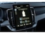 Volvo XC90 T8 Plug-in hybrid AWD Ultra Black Ed. Exec. | Google | Long Range | Bowers & Wilkins Audio | Luchtvering | Schuif-/Kanteldak | Getint Glas | Head-Up Display | Adaptieve Cruise Control | 360 Camera | Gelamineerde Zijruiten Rondom | Massage Voorstoelen | Zitverlenging | Memory | Keyless | 22" LM