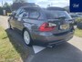 BMW 3-Serie Touring 318i Business Line AUTOMAAT|Trekhaak|Navigatie|Parkeersensoren|Climate Control