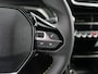 Peugeot e-208 GT | 8 jaar fabrieksgarantie of 160.000 kilometer op het accupakket | Adaptieve cruise control met Stop&Go functie | Armsteunen op de voorportieren bekleed met kunstleder met groen sierstiksel (GT-Line)