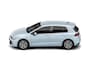 Volkswagen Golf Life Edition eHybrid | 'App-Connect' draadloze smartphone integratie | Achterbank in ongelijke delen neerklapbaar incl. middenarmsteun en doorlaadmogelijkheid | Achteruitrijcamera (Rear View)