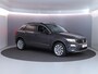 Volkswagen T-Roc 1.5 TSI Style 150pk DSG| Navi| Trekhaak | 17'LM-velgen| extra getint glas| Alarm