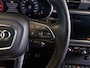 Audi Q3 35 TFSI 2x S Line / 150pk / Stoel en stuur verwarming / Achteruitrij camera / Sfeerverlichting /