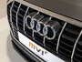Audi Q3 35 TFSI 2x S Line / 150pk / Stoel en stuur verwarming / Achteruitrij camera / Sfeerverlichting /