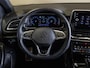 Volkswagen T-Roc 1.5 TSI R-Line Edition / 150pk / Stoel en stuur verwarming / Achteruitrij camera / Keyless /