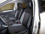 Volkswagen T-Roc 1.5 TSI Goal Edition / 150pk / Stoelverwarming / Dodehoek assistent / Parkeer assistent /
