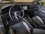 Volkswagen Golf 1.5 eTSI R-Line / 150pk / Panorama dak / Harman Kardon / Stoel en stuurverwarming /
