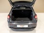Volkswagen Golf 1.5 eTSI R-Line / 150pk / Panorama dak / Harman Kardon / Stoel en stuurverwarming /
