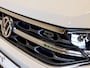 Volkswagen T-Roc 1.5 TSI R-Line Blackstyle / 150pk / Stoel en stuur verwarming / Achteruitrij camera / Keyless /