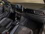 Volkswagen T-Roc 1.5 TSI R-Line Blackstyle / 150pk / Stoel en stuur verwarming / Achteruitrij camera / Keyless /