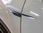 Volkswagen T-Roc 1.5 TSI R-Line Blackstyle / 150pk / Stoel en stuur verwarming / Achteruitrij camera / Keyless /