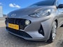 Hyundai i10 1.0 Premium Zwart Dak | Camera | Carplay | Cruise | Two-Tone | Armsteun voor | NAVI