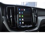 Volvo XC60 T8 390PK Automaat AWD Ultra Bright / Head-up display / Trekhaak/ Harman Kardon audio / Panoramadak / BLIS / Elektrisch bedienbare voorstoelen / Memory seats / Verwarmbare stoelen / Keyless entry /