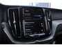 Volvo XC60 T8 390PK Automaat AWD Ultra Bright / Head-up display / Trekhaak/ Harman Kardon audio / Panoramadak / BLIS / Elektrisch bedienbare voorstoelen / Memory seats / Verwarmbare stoelen / Keyless entry /