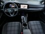 Volkswagen Golf 1.4 eHybrid GTE 245Pk TREKHAAK/KEYLESS/CAMERA/BTW/LED/CARPLAY/DCC/STOEL EN STUURWIELVERWARMING