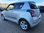 Suzuki Swift 1.3 GLS met bluetooth telefoon en zeer goed onderhouden