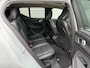 Volvo XC40 2.0 B4 Plus Dark / Panoramadak / Lederen bekleding / Trekhaak / Parkeerverwarming /