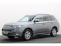 Mitsubishi Outlander 2.0 PHEV instyle Leer, Schuif-/Kanteldak, Camera, Navigatie, Keyless, Trekhaak
