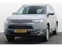 Mitsubishi Outlander 2.0 PHEV instyle Leer, Schuif-/Kanteldak, Camera, Navigatie, Keyless, Trekhaak