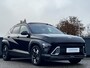 Hyundai Kona 1.6 GDI HEV 140pk Comfort smart Sky++ | SCHUIF/KANTELDAK | PREMIUM INTERIEUR | 360° CAMERA | FABRIEKSGARANTIE T/M 08-2029 |