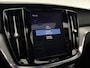 Volvo V60 2.0 T4 R-Design | 191PK | Pano | Virtual | Memory | Stoelverw. | Camera | Carplay | Cruise | NAP