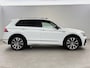 Volkswagen Tiguan 1.5 TSI 150PK ACT R-Line | Pano | Virtual | Carplay | Camera | LED | Adaptive Cruise | Dodehoek