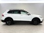 Volkswagen Tiguan 1.4 TSI eHybrid 225PK R-Line | Pano | IQ Light | Virtual | Camera | Stuur/Stoelverw. | Adap. Cruise | Carplay | Trekhaak