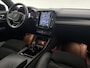 Volvo XC40 Recharge P8 AWD R-Design | 408PK | Snelladen | H/K | Stoel/Stuurverw. | Camera | Virtual | Carplay | Trekhaak | Adap. Cruise | Keyless | NAP