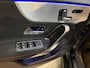 Mercedes-Benz A-klasse 180 Business Solution AMG Airco ECC | Panorama | Trekhaak | Matrix LED | Memory | Sfeer | Camera | Isofix | NAp