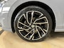 Volkswagen Golf Variant 1.5 eTSI Style Airco ECC | LED | Panorama | Adaptive Cruise | Massage | Sfeer | Isofix | DAB