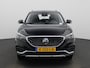 MG MG ZS EV Luxury 45 kWh | PANORAMADAK | STOELVERWARMING | ACHTERUITRIJCAMERA | APPLE CARPLAY | ANDROID AUTO | NAVIGATIE | PARKEERSENSOREN | CRUISE CONTROL | DAB RADIO | LEDEREN BEKLEDING |