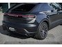 Porsche Macan 4 100 kWh | Adaptieve cruise control | Matrix led koplampen | Bose Surround Sound | Comfortstoelen 14 voudig | 21 inch velgen l